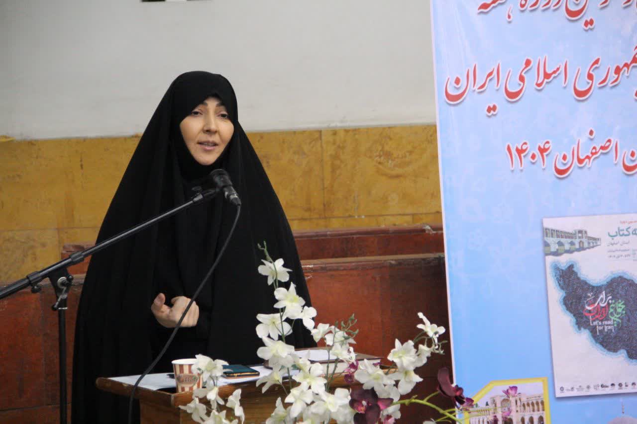 گلشن: رسانه نقش راهبری در عصر حاضر را دارد